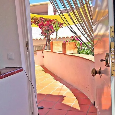 Apartment Splendido Studio, Vista Mare, A 5mn Dalla - Casa Artevida