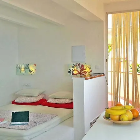 Splendido Studio, Vista Mare, A 5mn Dalla - Casa Artevida